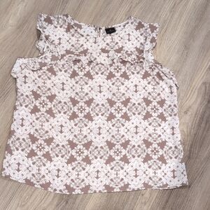 Worthington Floral Patterned Sleeveless Blouse